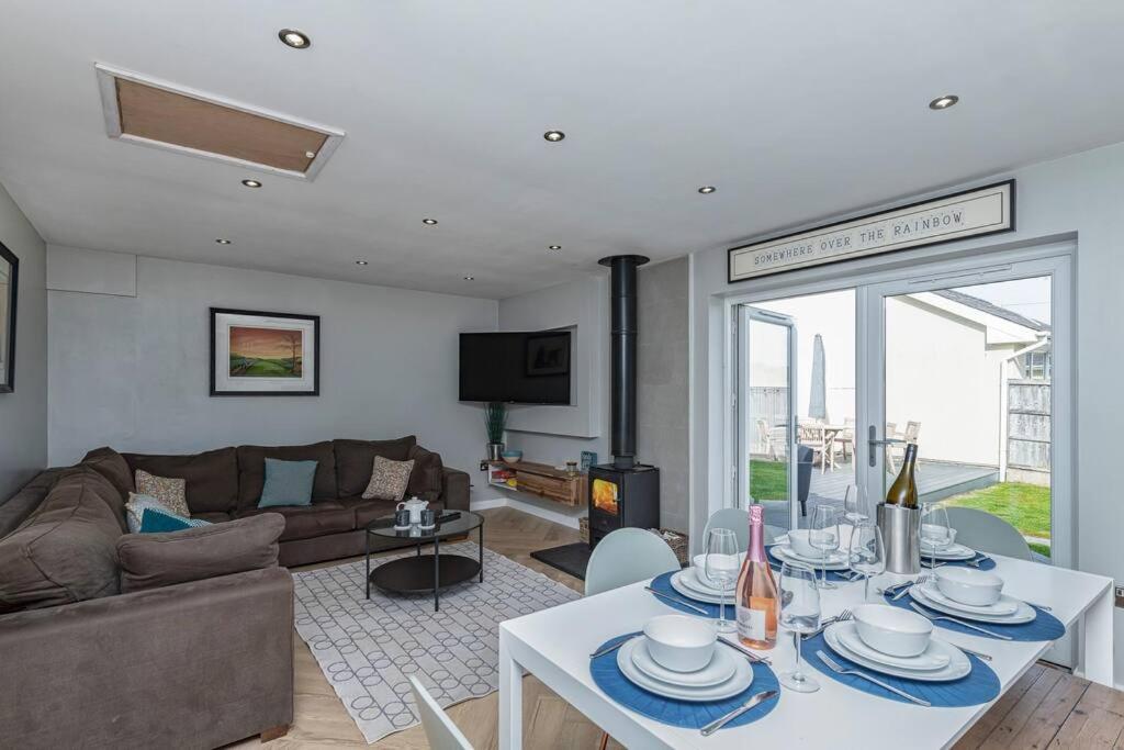 Family-Friendly Retreat Between Beach & Mountains Tremadog Exterior photo