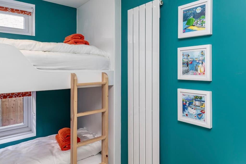 Family-Friendly Retreat Between Beach & Mountains Tremadog Exterior photo